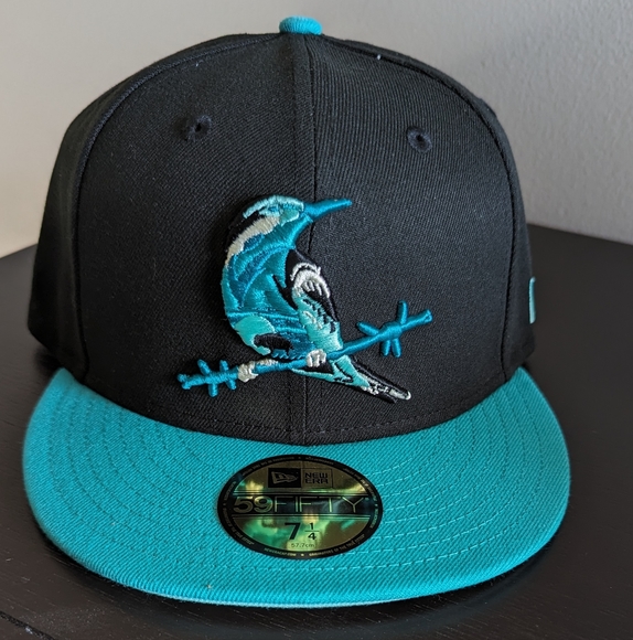 New Era Other - Nwt Clink room fitted new era hat 7 1/4 the larks aqua